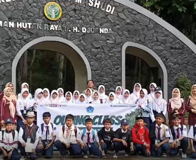 Petualangan Edukatif di Kota Kembang: Outing Class SMP IT An-Nazmin ke Taman Hutan Raya Ir. H. Juanda Bandung